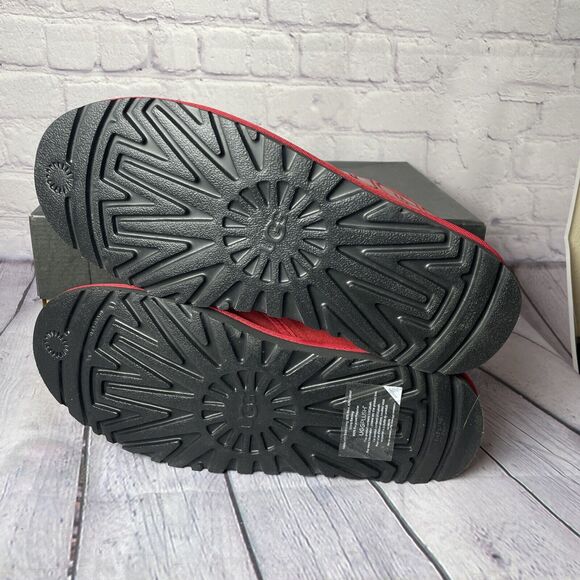 UGGS Red & Black Neumel Graphic Outline Chukka Boots Size 9 NEW Mens main image 7